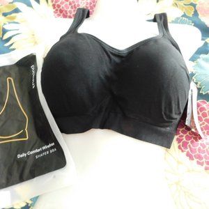 True kind Black sports bra 2XL NWT